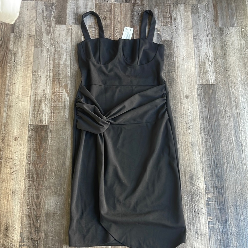 BOOHOO Black twist detail cupped midi dress